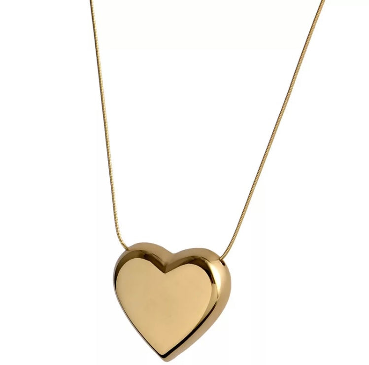 Amor Necklace