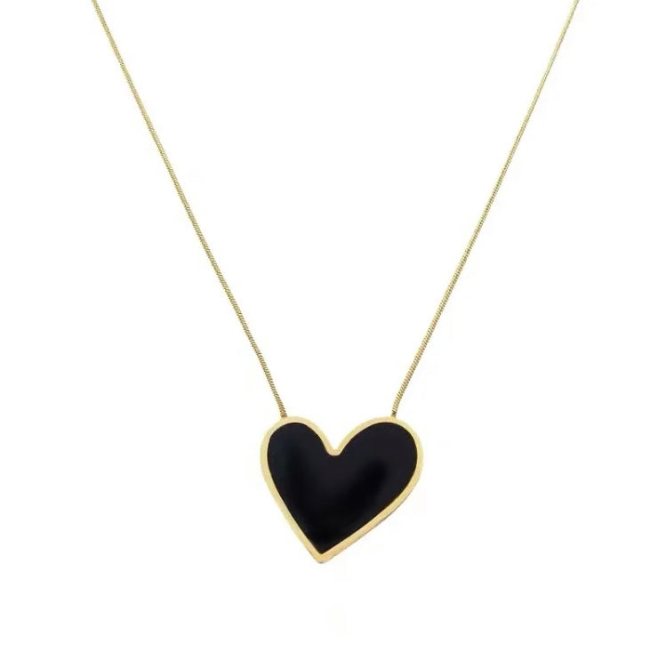 Black heart Necklace